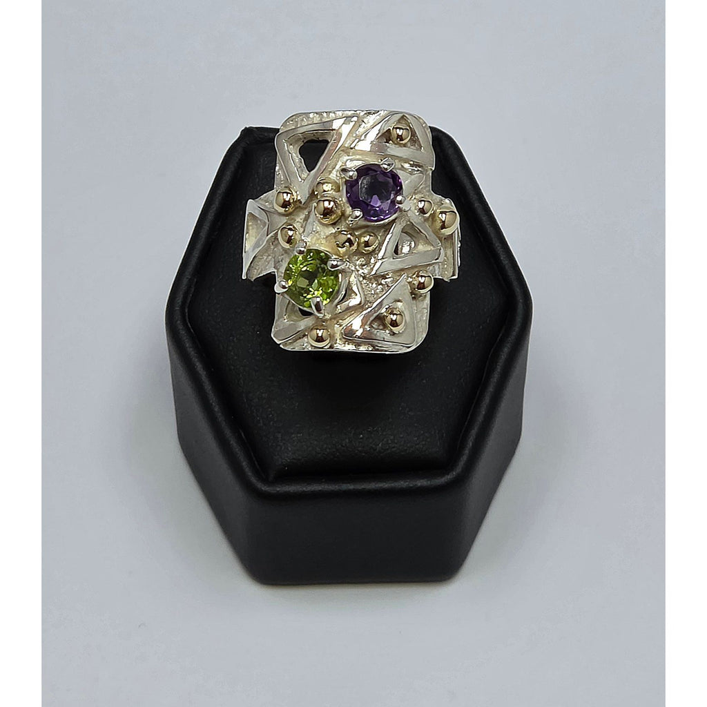 Two-Tone Geometric Amethyst & Peridot Shield Ring with 18k Gold Accents