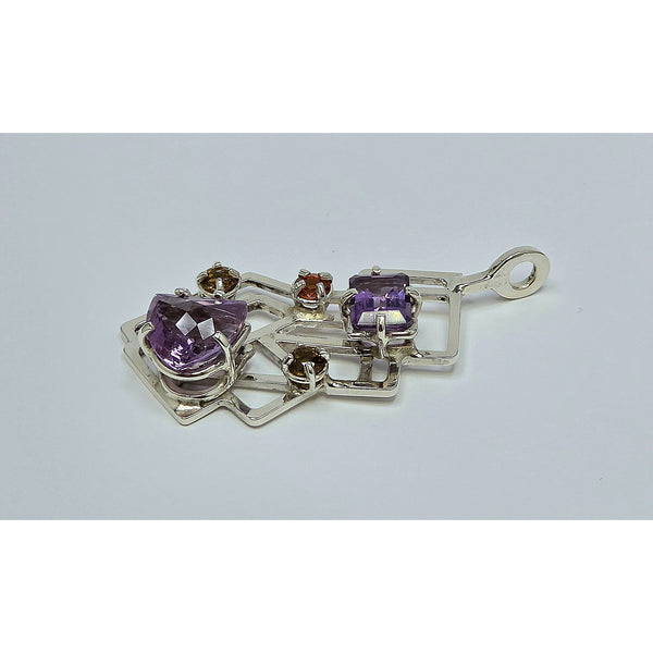 High-Polish Interlocking Geometric Frame Pendant