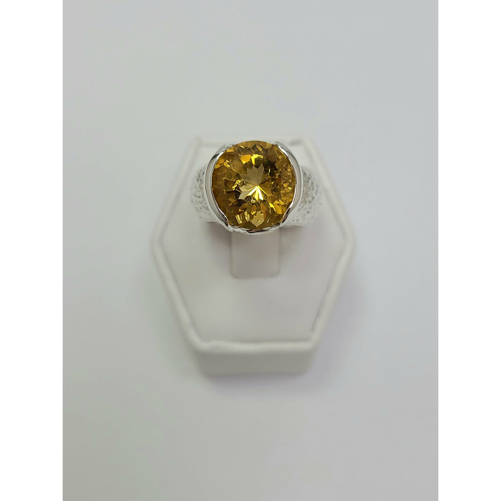 Round Citrine Ring