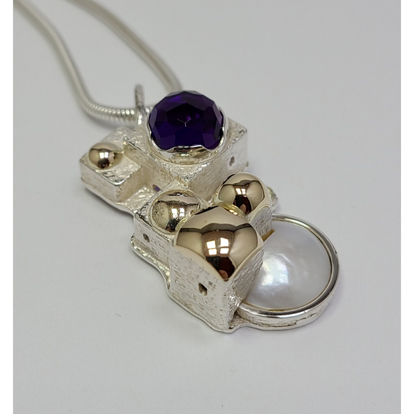 Mabe Pearl Pendant