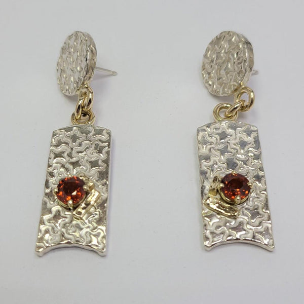 Stamped Star Spessartine Earrings